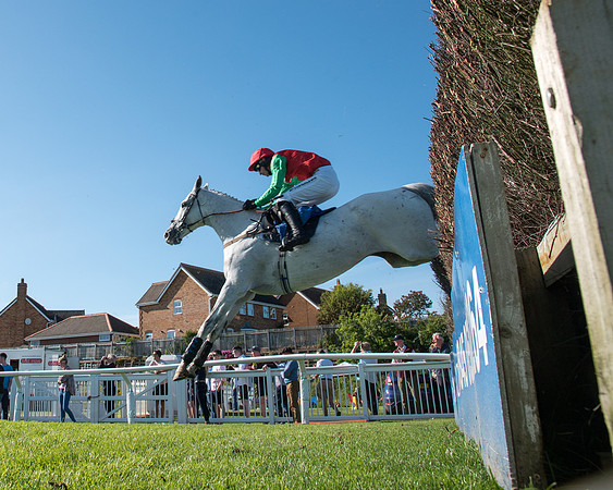 Race 1 - PPSA Open Hunter chase (62 of 78)