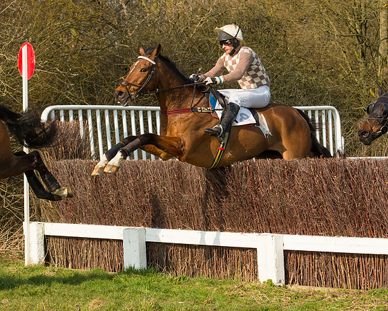Race 3 - Confined (44 of 76).jpg