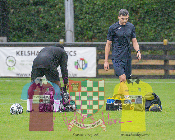 Royston Town 2 v 2 Chesham United (48 of 341)