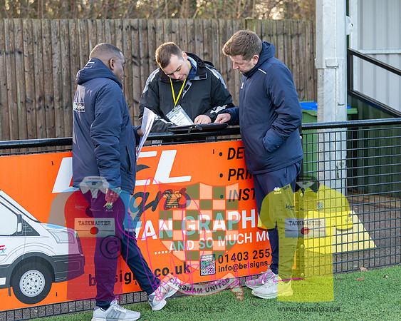 Horsham 1 v 2 Chesham United (28 of 395)