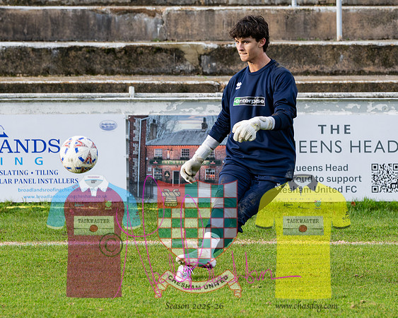 Chesham United 1 v 1 Maidenhead United (32 of 493)