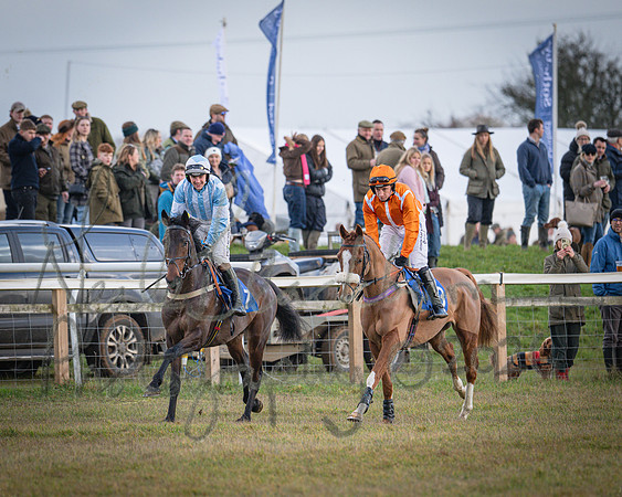 Race 1 - 2m4f Maiden (67 of 460)