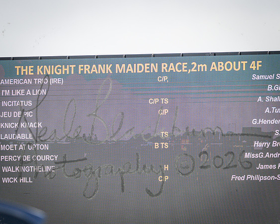 Race 1 - 2m4f Maiden (1 of 460)