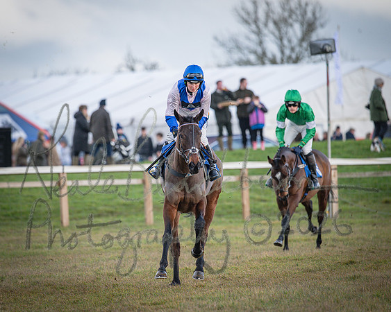Race 1 - 2m4f Maiden (110 of 460)