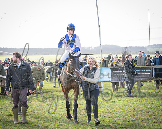 Race 1 - 2m4f Maiden (361 of 460)