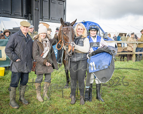 Race 1 - 2m4f Maiden (431 of 460)