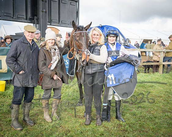 Race 1 - 2m4f Maiden (434 of 460)
