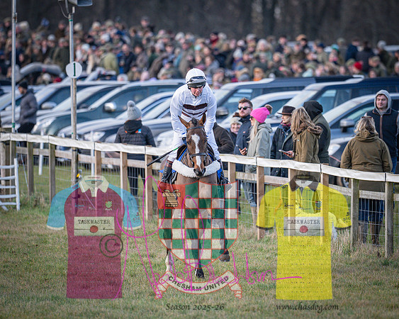 Race 4 - Heythrop and Adjacent Hunts Race (17 of 134)