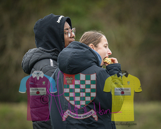 Chesham Utd 1 v 2 Dulwich Hamlet (2 of 361)