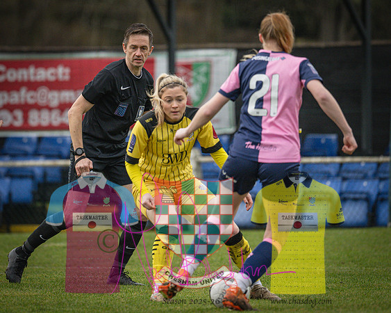 Chesham Utd 1 v 2 Dulwich Hamlet (51 of 361)