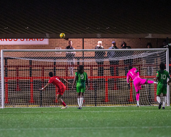 Rams v Aylesbury Utd (124 of 369)