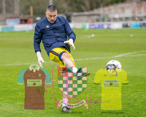 Chesham Utd 4 v 1 Ebbsfleet United (4 of 739)