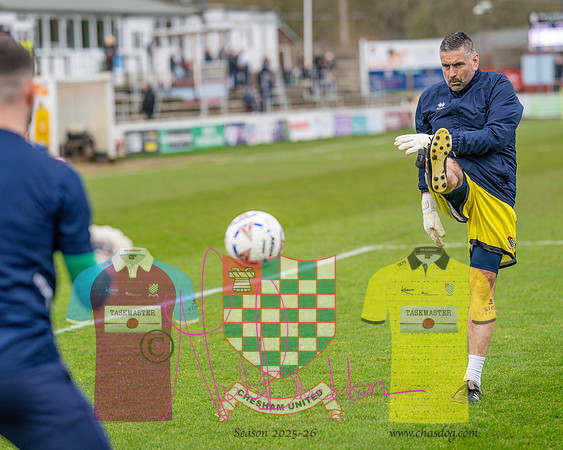 Chesham Utd 4 v 1 Ebbsfleet United (3 of 739)
