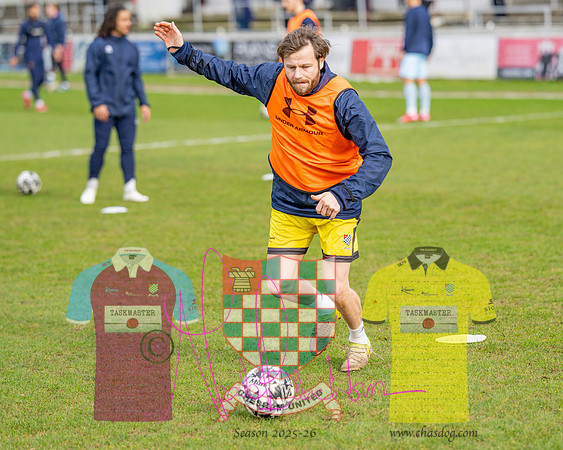 Chesham Utd 4 v 1 Ebbsfleet United (36 of 739)