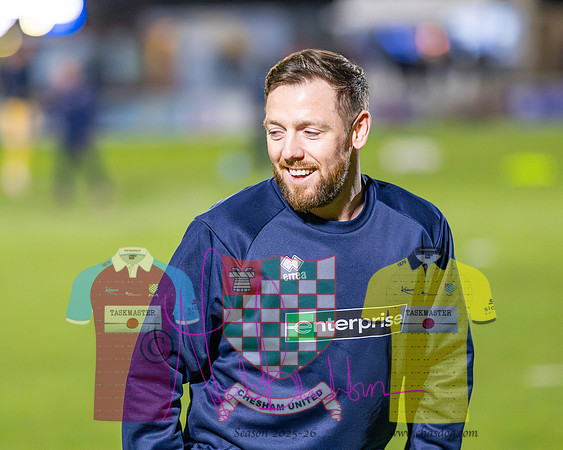 Chesham Utd 0 v 1 Dagenham and Redbridge (17 of 383)