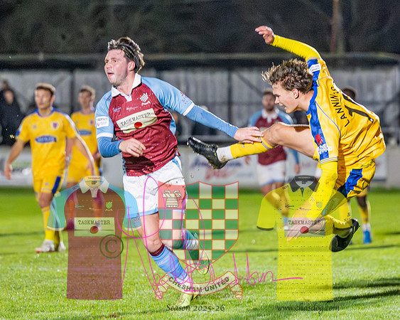 Chesham Utd 0 v 1 Dagenham and Redbridge (59 of 383)