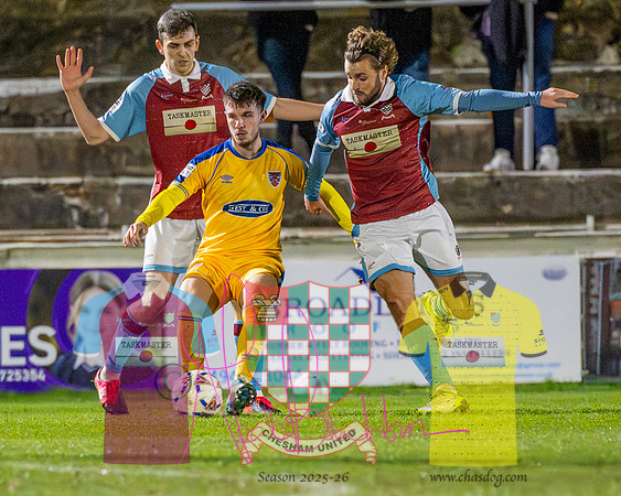 Chesham Utd 0 v 1 Dagenham and Redbridge (85 of 383)
