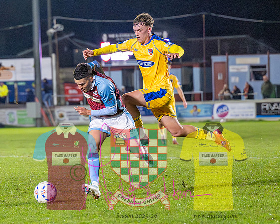 Chesham Utd 0 v 1 Dagenham and Redbridge (89 of 383)