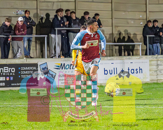 Chesham Utd 0 v 1 Dagenham and Redbridge (94 of 383)