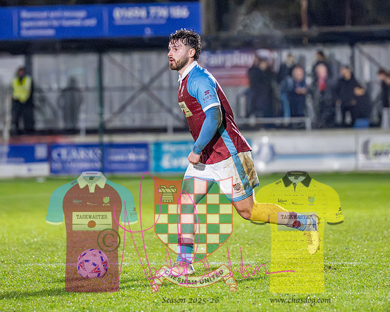 Chesham Utd 0 v 1 Dagenham and Redbridge (99 of 383)