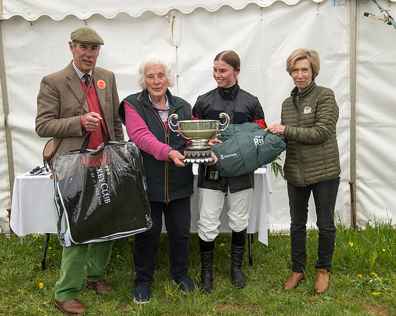 Race 2 - Jockey Club ROR veteran Horse (104 of 104)