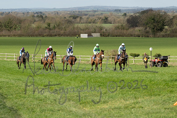 Race 1 - The Four and Five years olds Maiden race over 2m 5f (32 of 105)