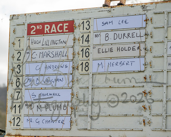Race 2 - PPORA Club members’ conditions race Level 2over 2m 5f (1 of 206)