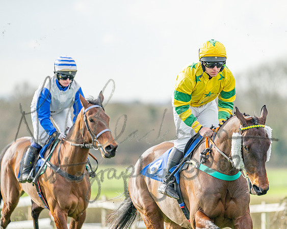 Race 4 - The Jockey Clud0-110 Rated Series Race (21 of 77)