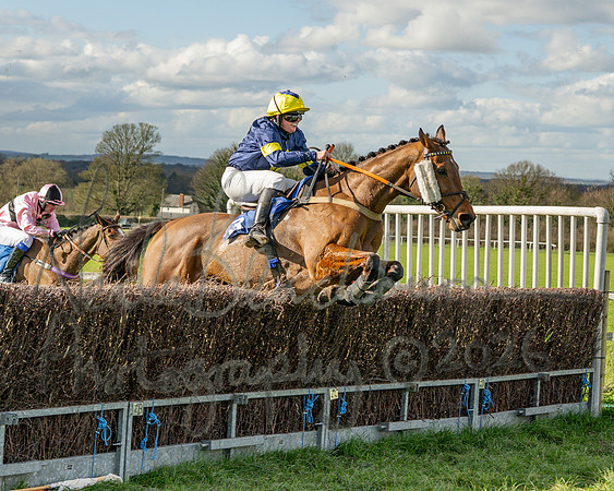 Race 4 - The Jockey Clud0-110 Rated Series Race (47 of 77)