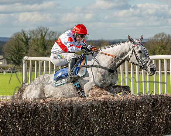 Race 4 - The Jockey Clud0-110 Rated Series Race (43 of 77)