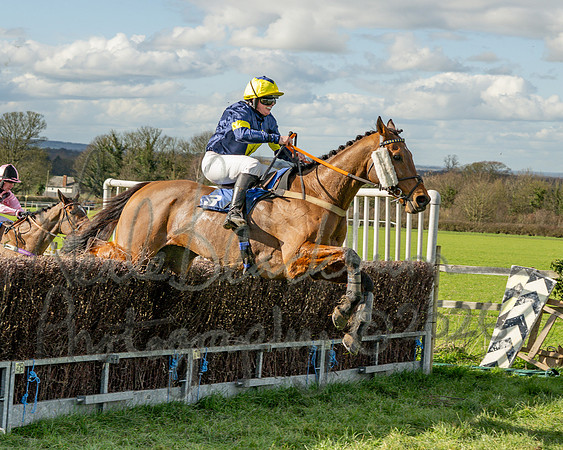 Race 4 - The Jockey Clud0-110 Rated Series Race (48 of 77)