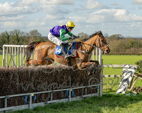 Race 4 - The Jockey Clud0-110 Rated Series Race (56 of 77)