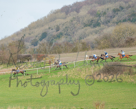 Race 6 - The PPORA Club Members Restricted Race over 2m 5f (8 of 72)