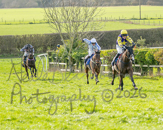 Race 6 - The PPORA Club Members Restricted Race over 2m 5f (27 of 72)