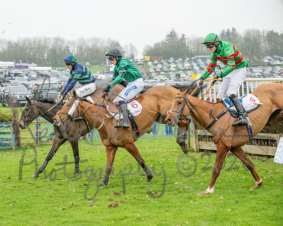 Race 2 - Restricted (28 of 49)