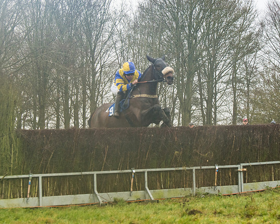 Race 3 - Novice Riders (89 of 197)