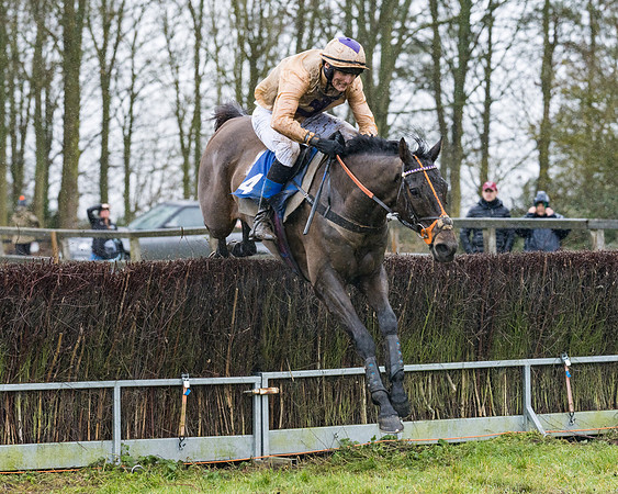 Race 3 - Novice Riders (114 of 197)