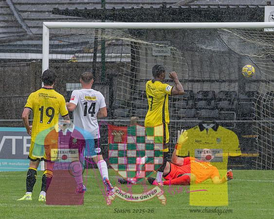 Royston Town 2 v 2 Chesham United (100 of 341)