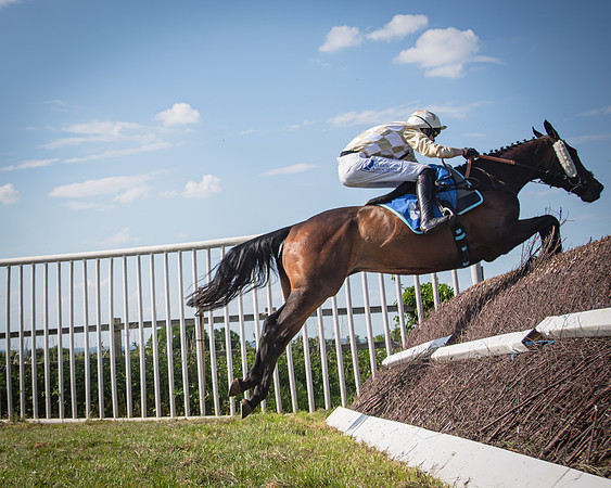 Race 4 Empire De Maulde - Seb Mead winners of The Perry’s of Aylesbury Jaecoo Men’s Open Race (135 of 190)