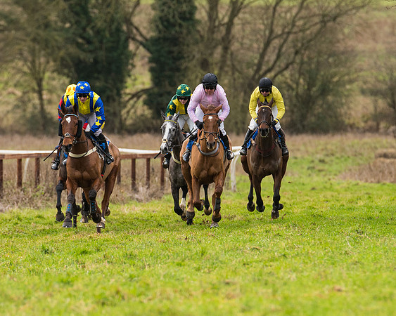 Race 2 - Maiden Div 1 (4 of 64)