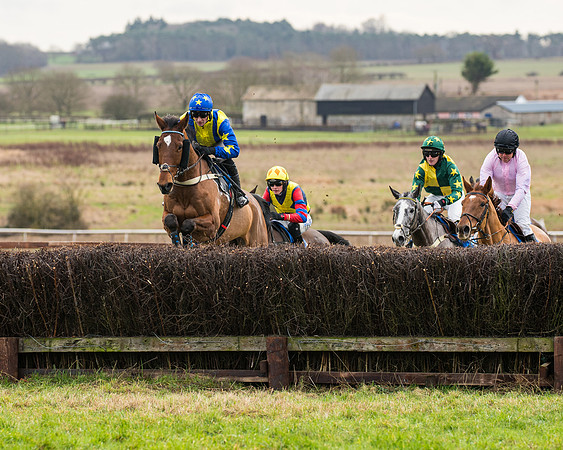 Race 2 - Maiden Div 1 (6 of 64)