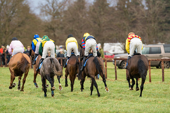 Race 2 - Maiden Div 1 (48 of 64)