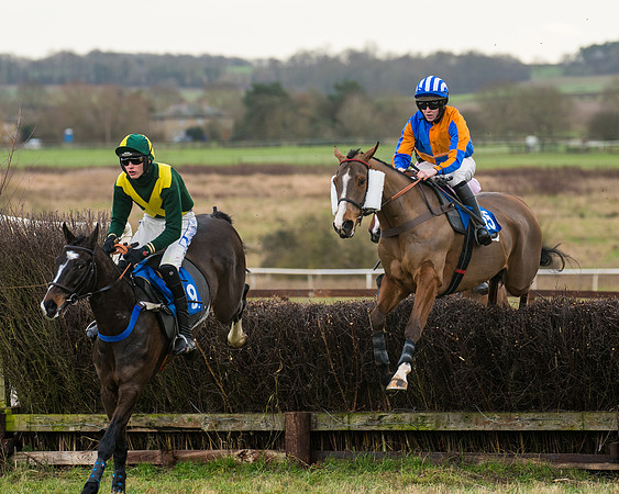 Race 3 - Maiden Div 2 (10 of 55)