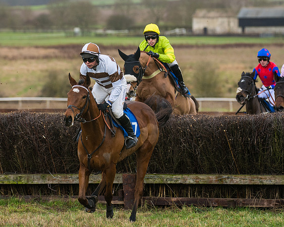 Race 3 - Maiden Div 2 (11 of 55)