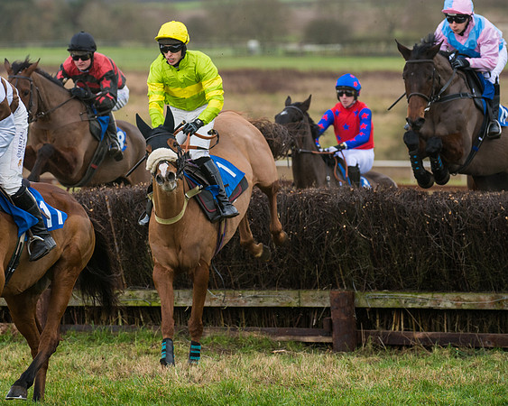 Race 3 - Maiden Div 2 (15 of 55)