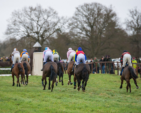 Race 3 - Maiden Div 2 (17 of 55)