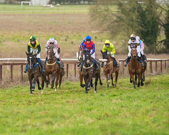 Race 3 - Maiden Div 2 (24 of 55)