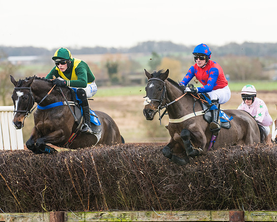 Race 3 - Maiden Div 2 (26 of 55)