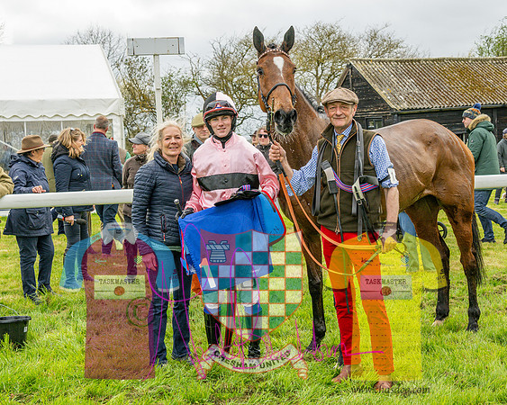 Race 4 - Aston Mullins Stud. Mens Open (102 of 108)