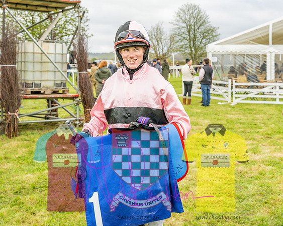 Race 4 - Aston Mullins Stud. Mens Open (104 of 108)